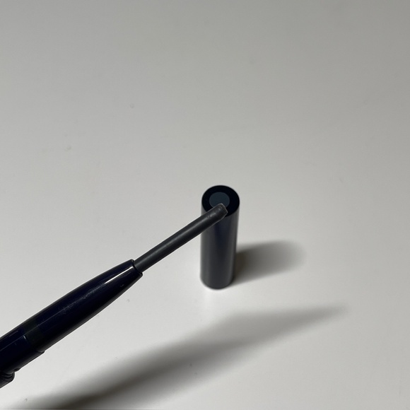 READ Estee Lauder AUTOMATIC Eye Pencil DUO Lipstick Liner in 17 Charcoal TESTER - Picture 5 of 10